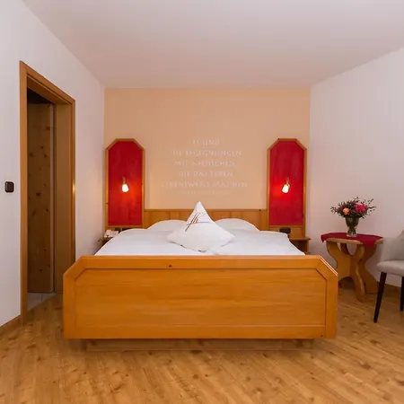 Fraenkischer Hof Hotel 3*