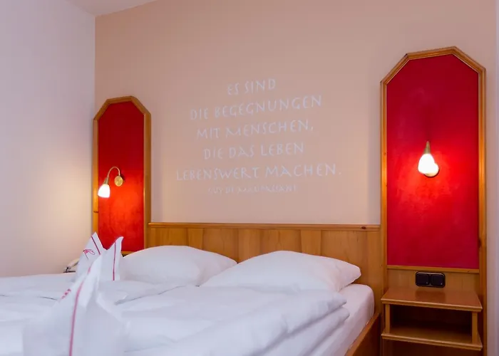 فندق Fraenkischer Hof 3*